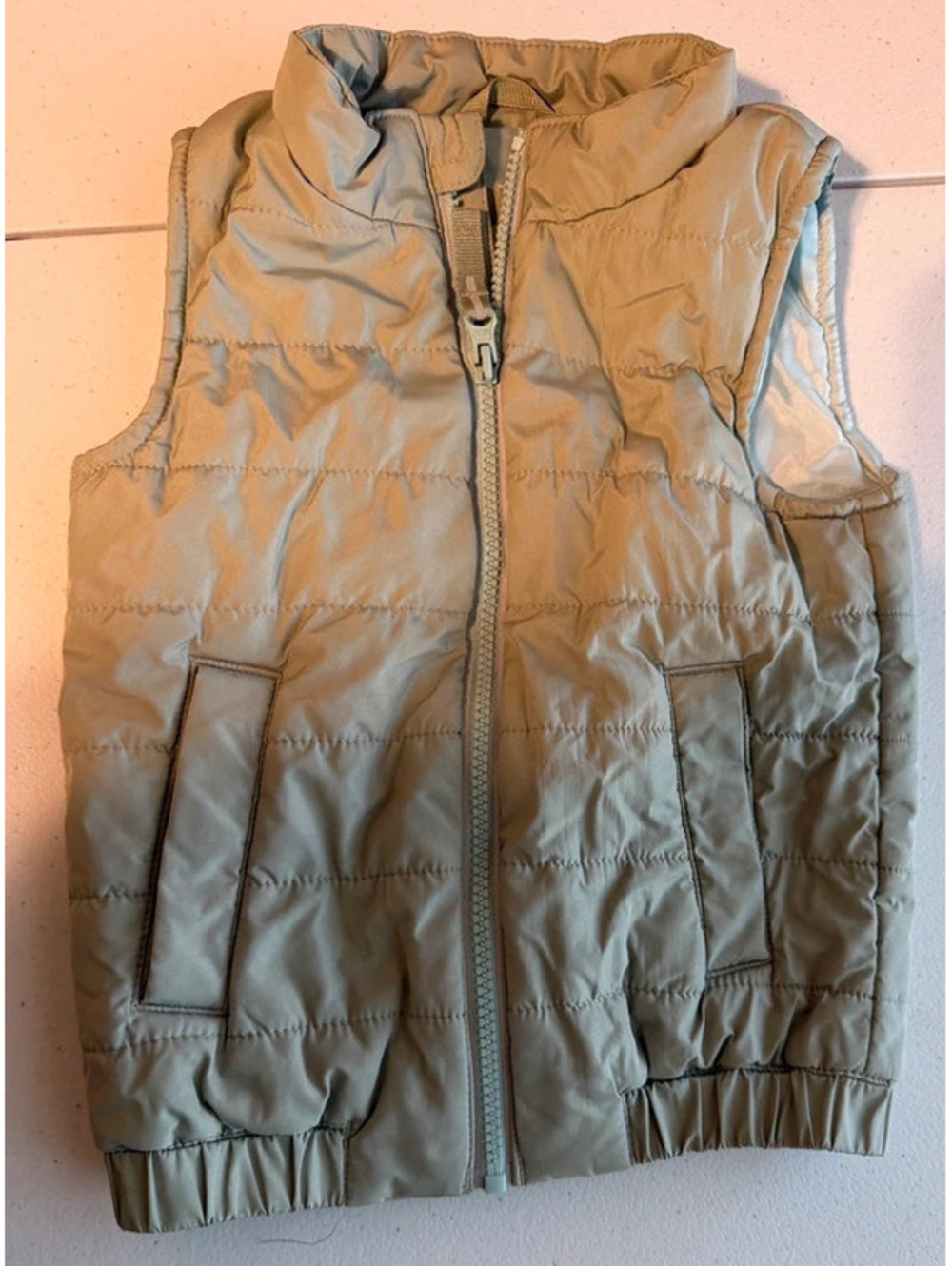 Cat & Jack Puffer Vest Size 3T